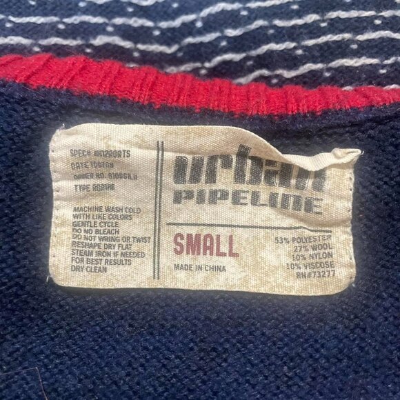 Vintage Navy Blue & Red Knit Nordic Sweater - Picture 4 of 4